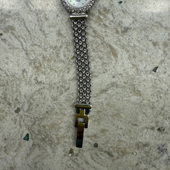 Pre- Owned women's Vintage Anne Klein Crystal face stainess steel wristwatch - Picture 6 of 8